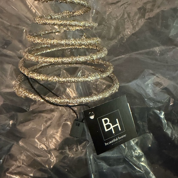 Sparkling Silver Star Tree Topper - Picture 3 of 3